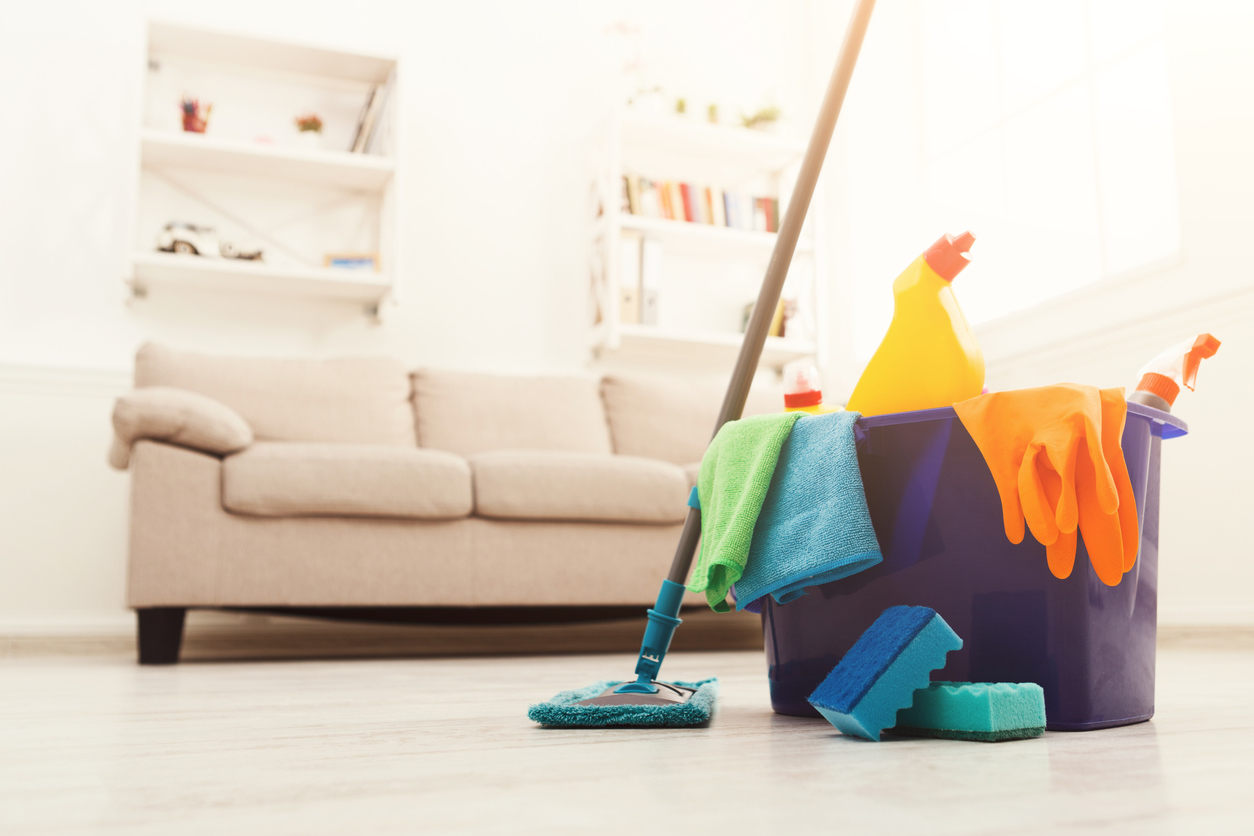 What Apartment Cleaning Supplies Do I Need? - Checklist